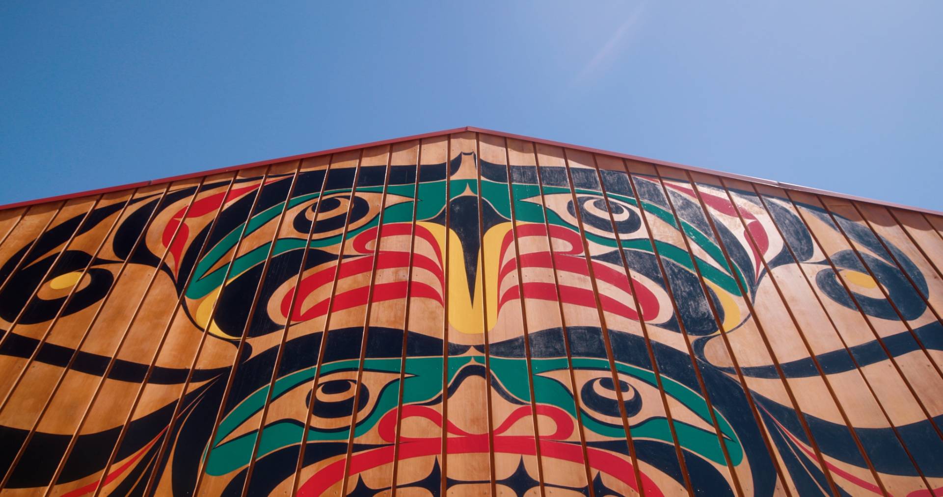 Q̓ə pix ʔidaʔas exterior